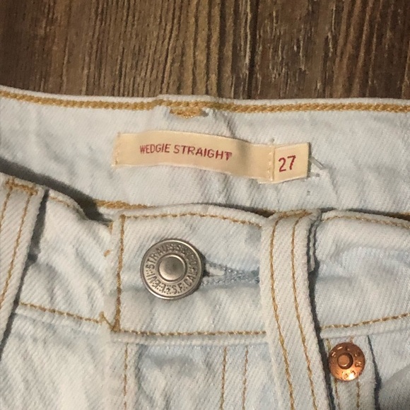 Levi's Jeans Women's 27 Wedgie Straight Leg Button Fly Big E Premium Denim - Picture 2 of 9